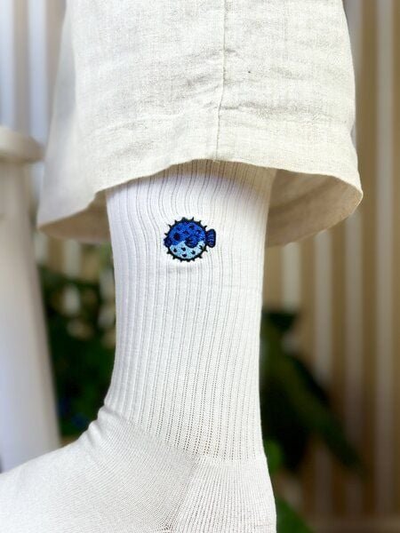 Purewater Kugelfisch | Bio Baumwoll Socken | Bestickt