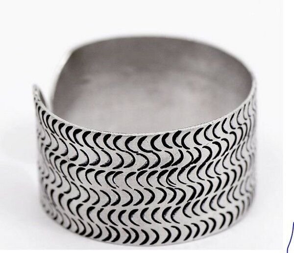 Bawa Hope Armreif Aluminium "Welle" recycelt