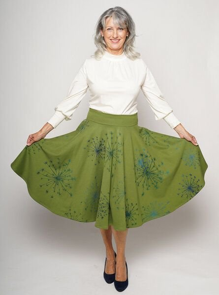 Peaces.bio - handbedruckte Biomode Tellerrock Kümmelzauber in Oliv