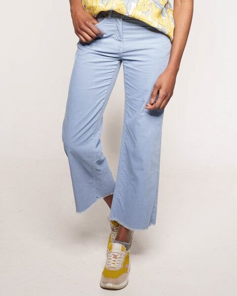 Alma & Lovis Softe 7/8-Feinkordhose aus leichter Bio-Baumwolle | Babycordhose