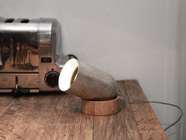 werkvoll by Lena Peter Upcycling Bodenleuchte FIRELIGHT - recycelte Feuerlöscher