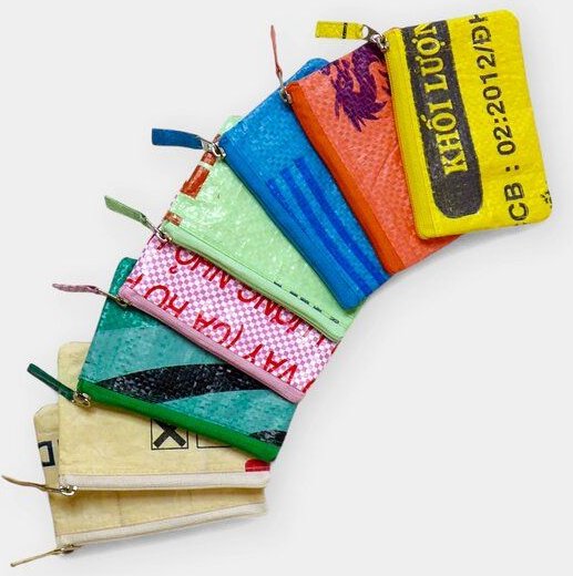 REFISHED fair fashion Börse 'Mini-Zipper' - upcycelte Fischfuttersäcke und Zementsäcke