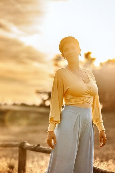 Vivien Joy High Waist Hose mit Falten - Farrah Comfy Pants