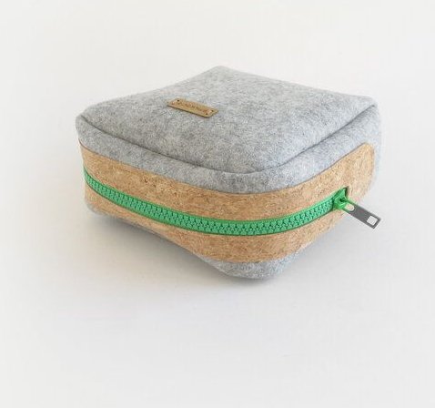 smukbird Zubehörtasche "SQUARE" für Kabel & Co. | aus Filz und Kork