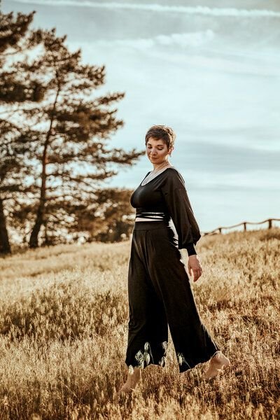 Vivien Joy High Waist Hose mit Falten - Farrah Comfy Pants