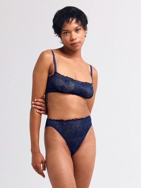 erlich textil Fluid Lace High Waist Brazil String mit Spitze aus recyceltem Polyamid, made in Europe