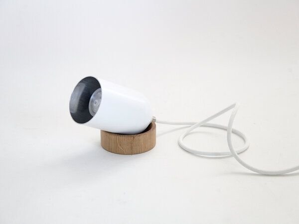 werkvoll by Lena Peter Upcycling Bodenleuchte FIRELIGHT - recycelte Feuerlöscher