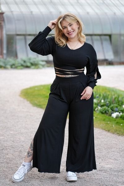 Vivien Joy High Waist Hose mit Schlitz - Farrah Comfy Pants mit Schlitz