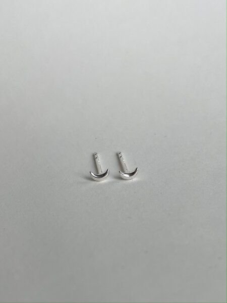 noemvri fashion label Mond - Ohrstecker