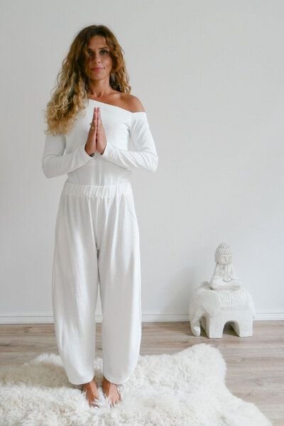 10 BODIES Asymmetrical Longsleeve aus Bio-Baumwolle SEXY COTTON