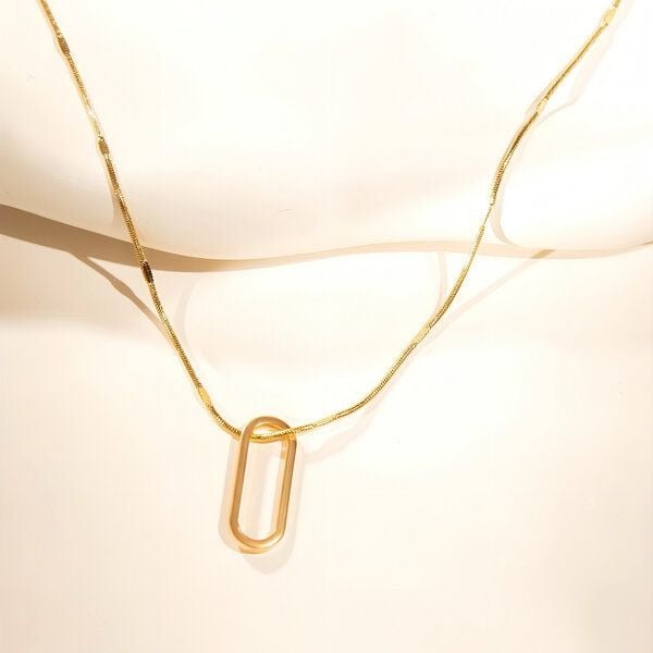 ELEKTROPULLI Superfeine zeitlose Kette 1mm schmal mit grafischem Oval Anhänger, Set mit Ohrringen