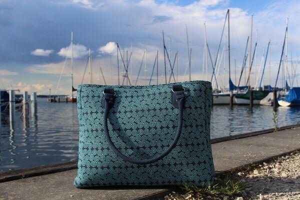 Schönes aus Indochina Eleganter Shopper marine