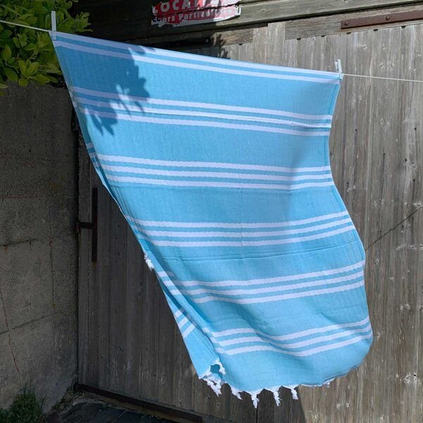 Hamam Originals Hamamtuch Ibiza in verschiedenen Farben mit schönem Fischgrät Muster.