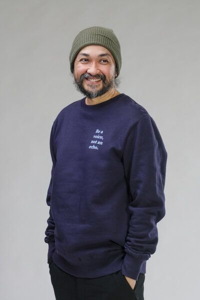 YogiLiebe Herren Sweatshirt "VOICE" Bio-Baumwolle Blau