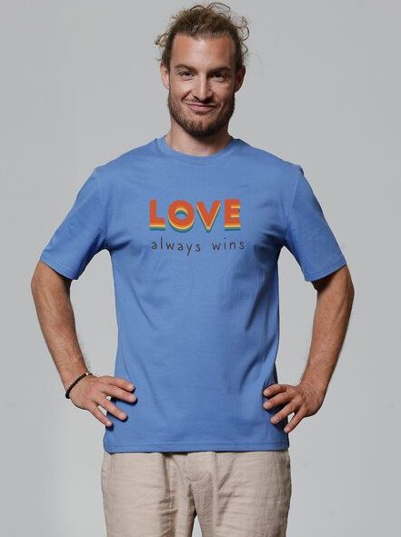 watapparel T-Shirt Unisex Love always wins