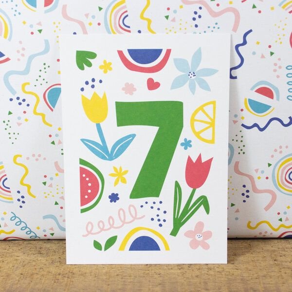 Bow & Hummingbird Postkarte Seven/Sieben