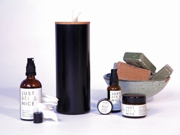 werkvoll by Lena Peter Nachhaltiger Badmülleimer FIRE - Upcycling Feuerlöscher