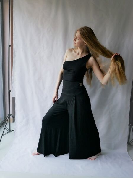 10 BODIES Asymmetrical top aus Ecovero Premium Viscose