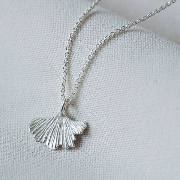 BELLYBIRD Jewellery Halskette - kleines Ginkoblatt, Anhänger/ Silber/ Silber vergoldet