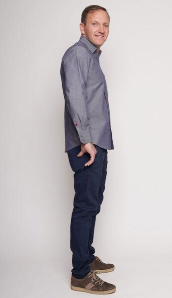 Peaces.bio - handbedruckte Biomode Peaces Bio-Herrenhemd - Made in Austria