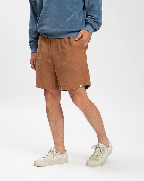 Matona Sommerliche kurze Hose aus Leinen für Männer / Linen Shorts