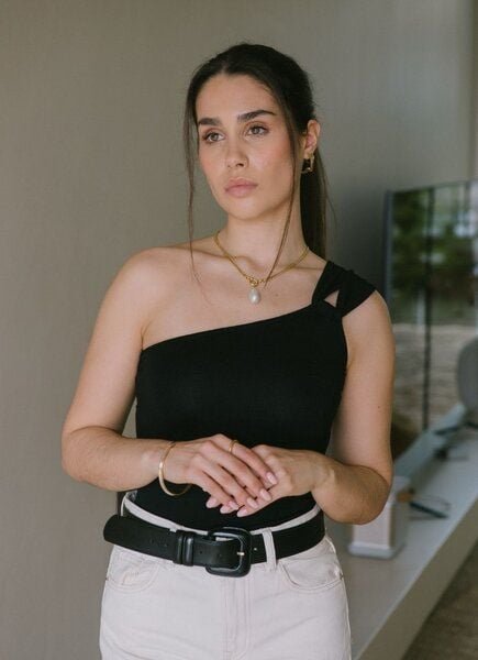 Narah Soleigh One-Shoulder Cutout Top aus LENZING Micromodal