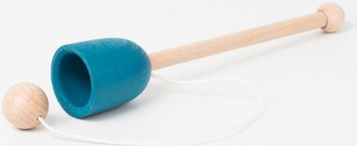 Becher und Ball aus Holz von Me&Mine