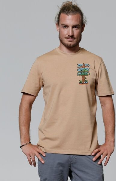 Thumbnail - watapparel T-Shirt Unisex Adventure is everywhere