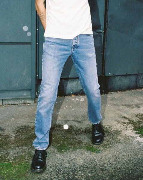 Nudie Jeans Solid Ollie Jeans - aus Bio-Baumwolle