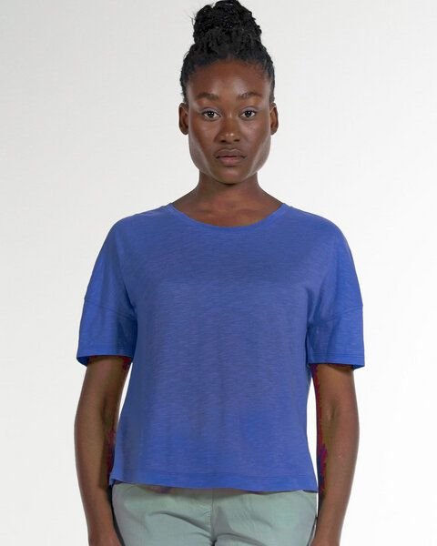 Alma & Lovis Lässiges Shirt aus leichter Bio-Baumwolle / EcoVero | Flame T