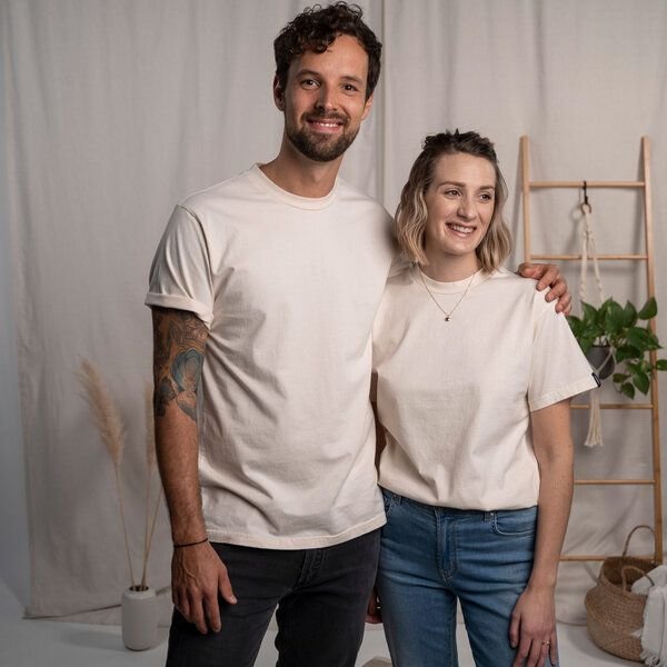 Thumbnail - Vresh Clothing Vred - Oversized unisex T-Shirt aus Biobaumwolle