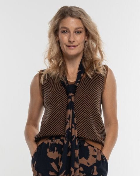 Alma & Lovis Herringbone-Pullunder aus softem Bio-Baumwoll-/Woll-Mix | Cot-Wool Pullunder