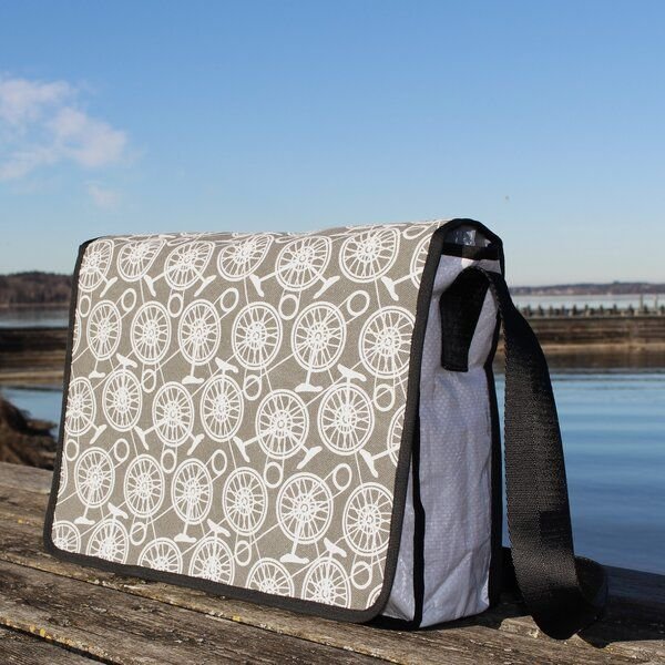 Schönes aus Indochina Upcycling Umschlagtasche Größe L vegan aus Stoffrestbeständen