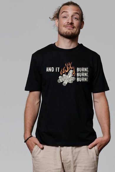 watapparel T-Shirt Unisex And it burns
