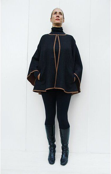 B.e Quality Zweifarbiger Alpaka-Poncho aus feinste 100% peruanischem Baby-Alpakawolle