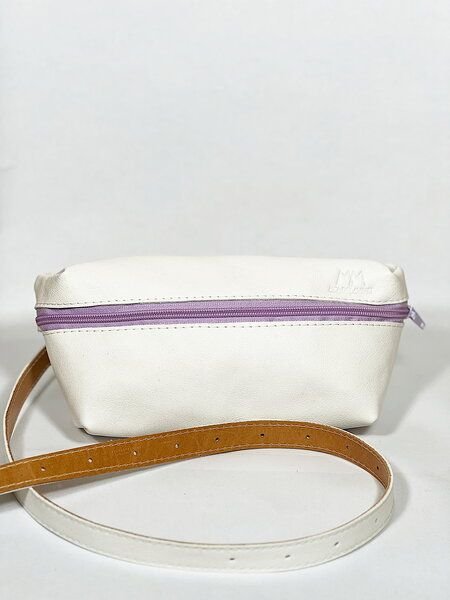 monday market Bauchtasche Luca aus pflanzlich gegerbtem Büffel-Leder