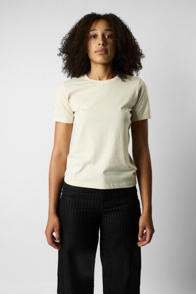 ettics STUDIO fitted organic women's tee