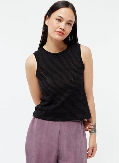 Givn Berlin Stricktop GBSHIRLEY cropped aus Bio-Baumwolle im Jacquard Muster