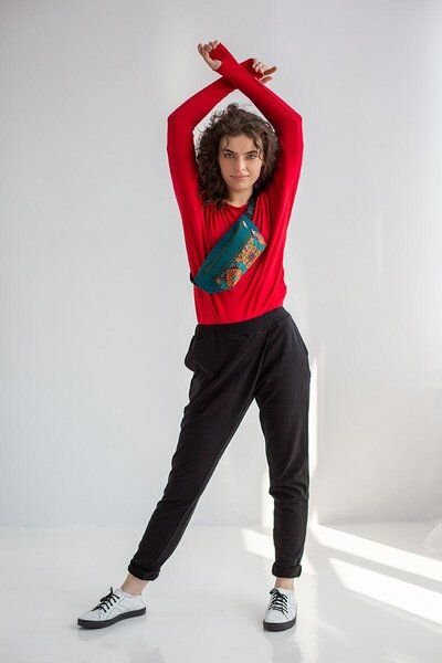 Hose Tia – asymmetrischer Falte im Schritt – Elastischer Bund – Taschen – Bio-Baumwolle mit Elasthan – 100% in der EU fa...