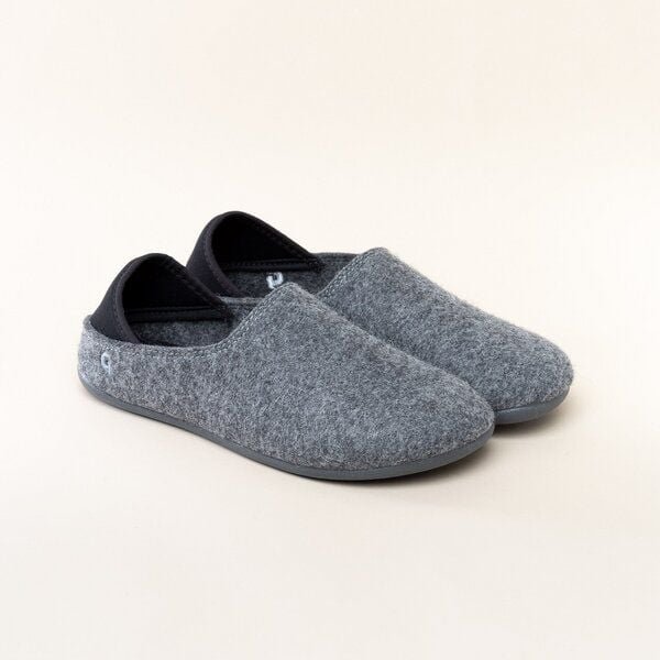 Gottstein Filzhausschuh Wool Slip-On aus 100% Schurwolle - für Damen & Herren - Rutschfeste Gummisohle