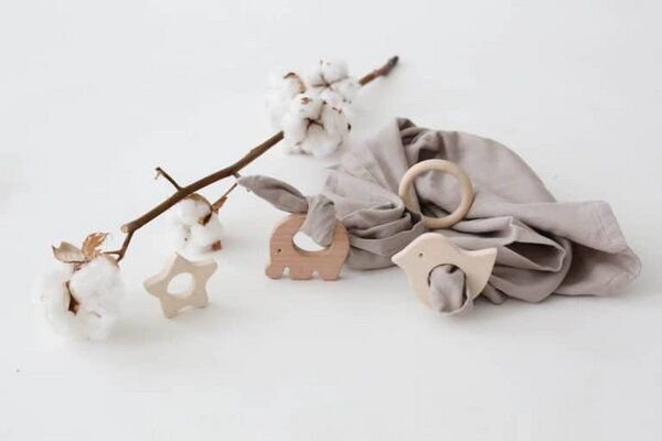 Schnuffeltuch Musselin Holz *Greifling* 10 Farben | Bio Baumwolle | NoniKids Berlin