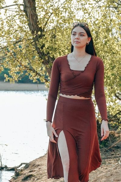 Vivien Joy Sommerrock mit Schlitz - Farrah Midiskirt