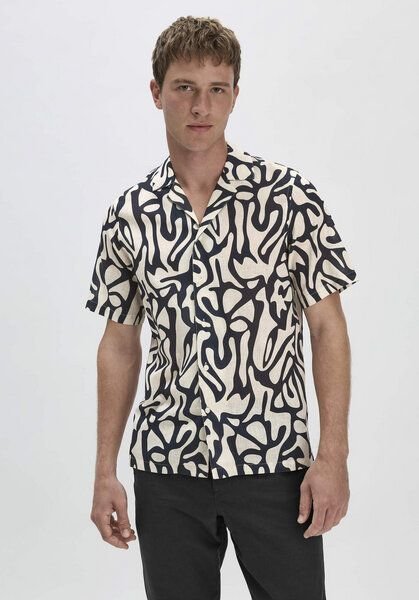 hessnatur Resort Hemd Kurzarm Regular aus Bio-Baumwolle mit Leinen