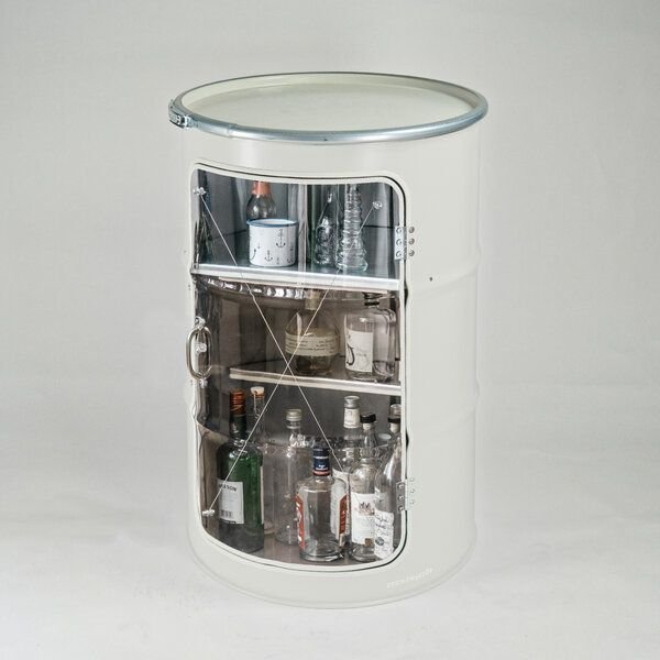 Lockengelöt Hausbar Vitrine aus einem Hamburger Ölfass.