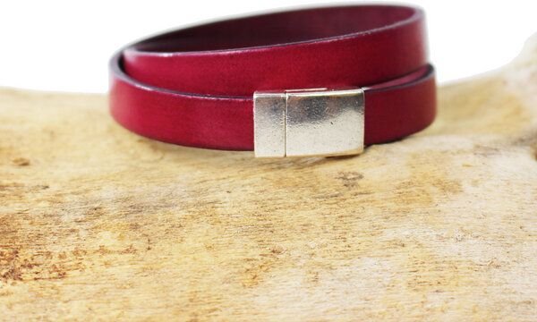 Mitienda Shop Lederarmband mit Magnetverschluss Unisex