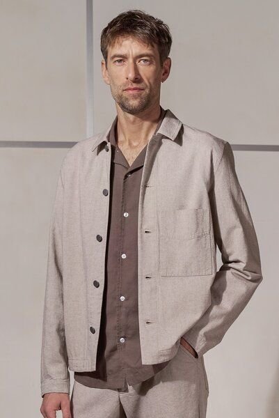 About Companions Lässige Jacke ASIR aus festem 230g Bio-Baumwoll-Canvas.