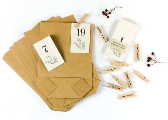 STUDIO KARAMELO DIY Adventskalender Set zum Basteln & Befüllen