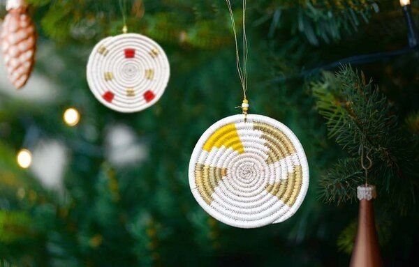 WomenCraft Christbaumschmuck & Dekoanhänger - 7cm - INYABU/IKIBA/URU