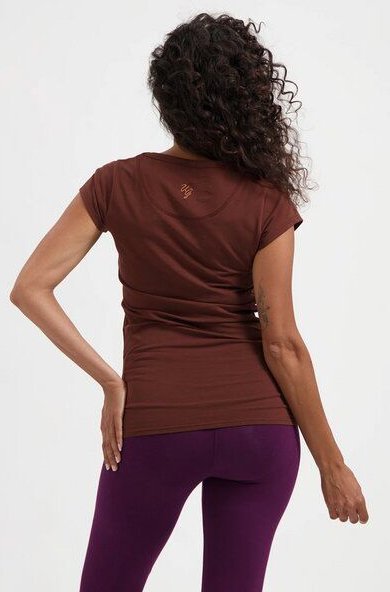Thumbnail - Urban Goddess Zefira Yoga Tee