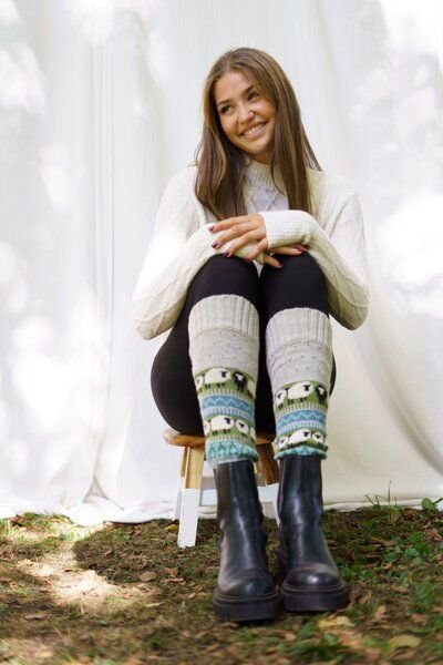 Haus of Namaste Handgefertigte Beinstulpen aus Lammwolle im Fair-Isle-Muster | Beinstulpen aus 100 % Lammwolle | Einziga...